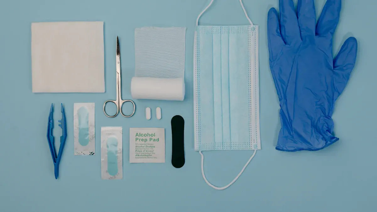 Comparing Adhesive Types for Gentle Wound Care